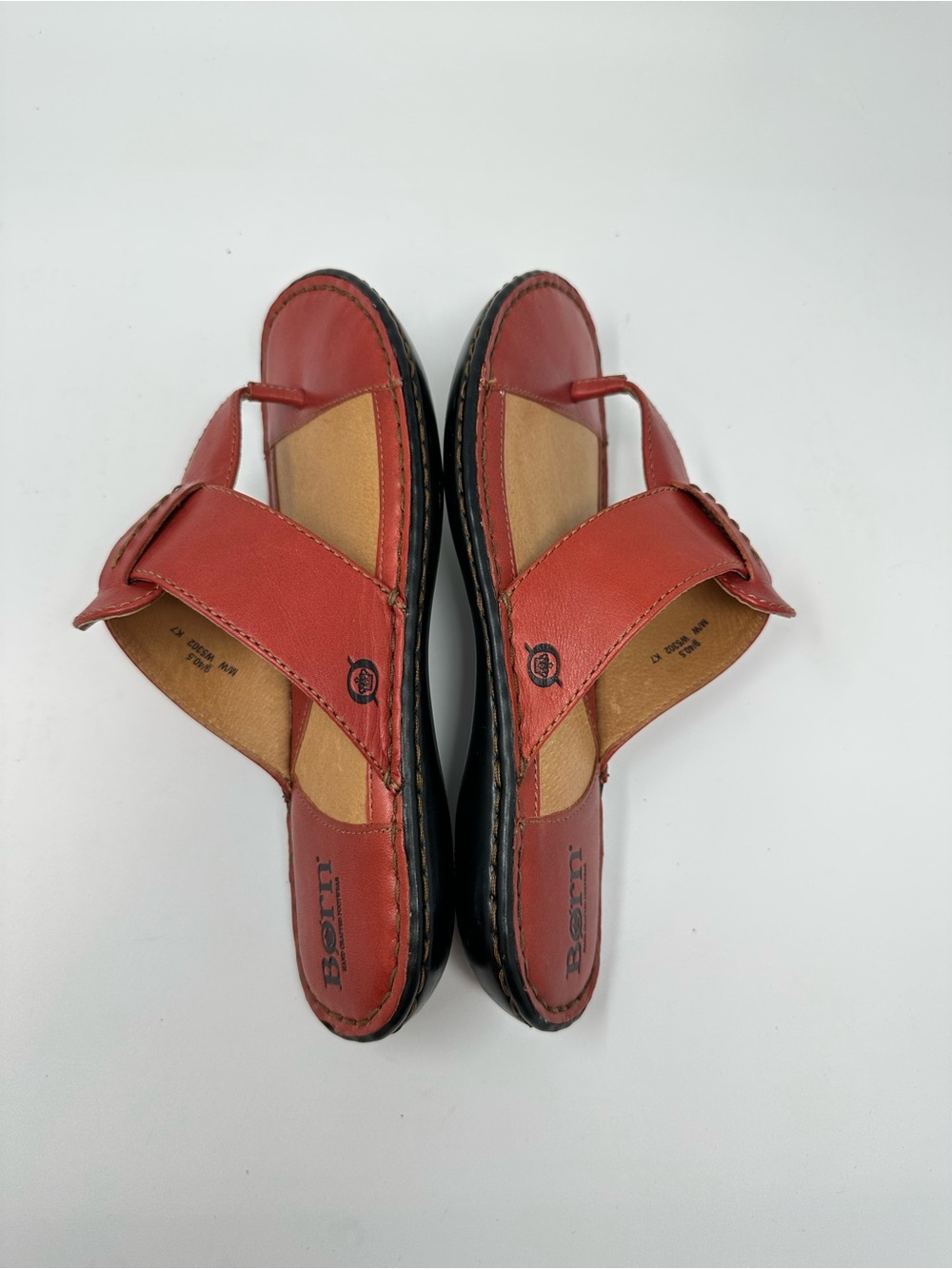 Born Leather Thong Sandals Toe-Loop Strap Red Women's 9 - Picture 6 of 14